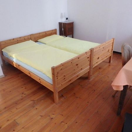Hotel Garni Maggia Giumaglio Kültér fotó