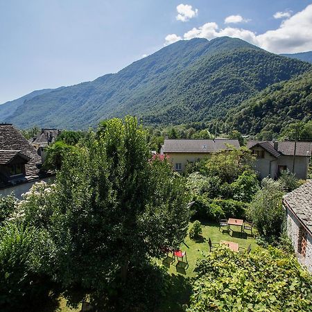 Hotel Garni Maggia Giumaglio Kültér fotó