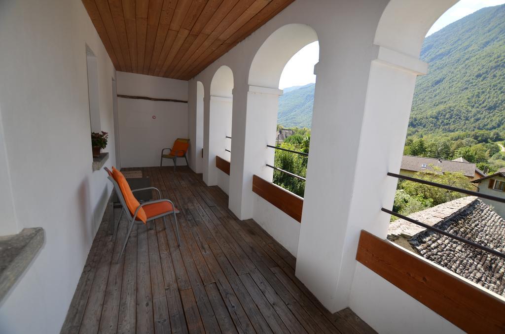 Hotel Garni Maggia Giumaglio Kültér fotó